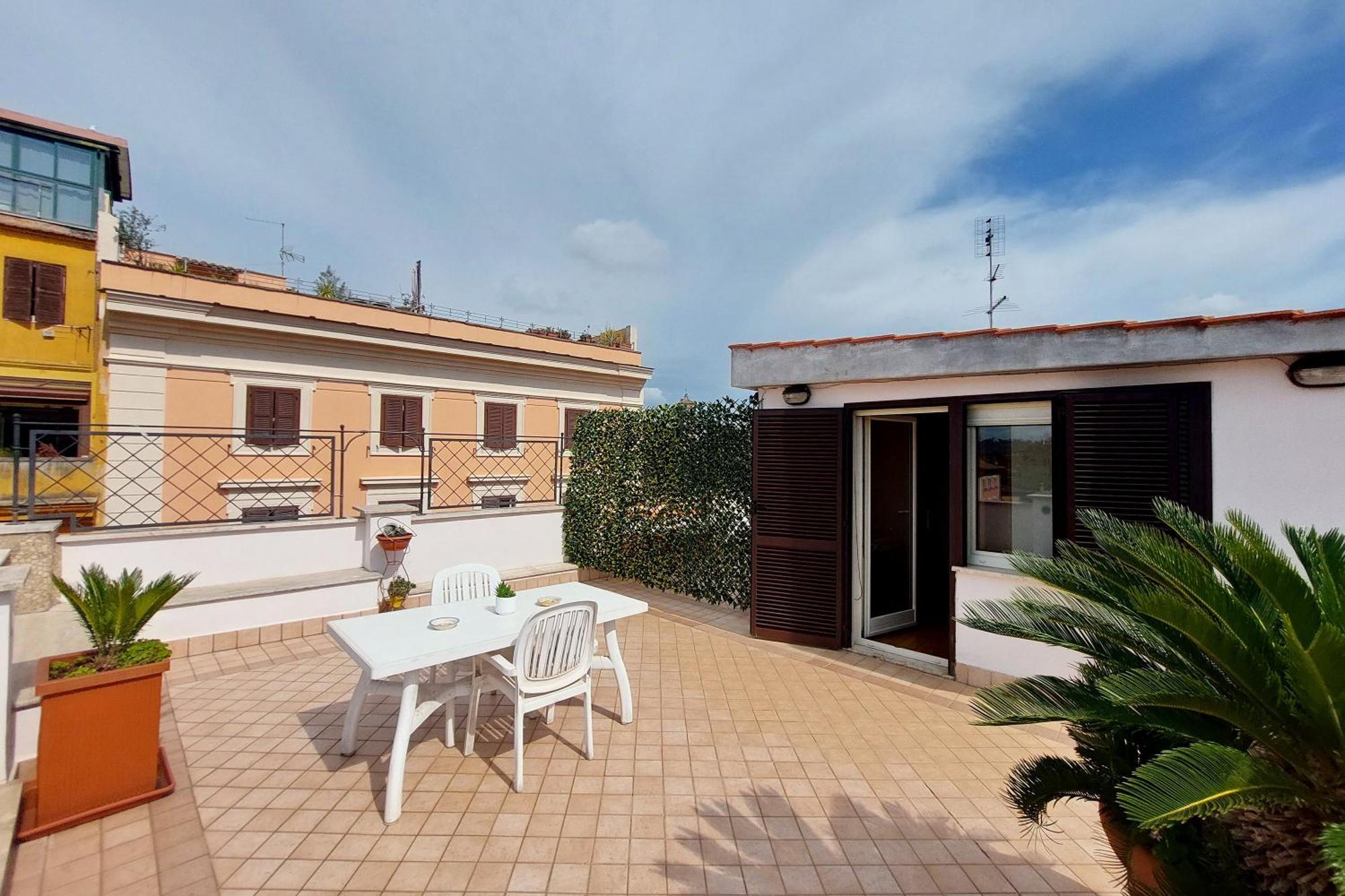 Magic Trastevere On Roof Terrace Rome