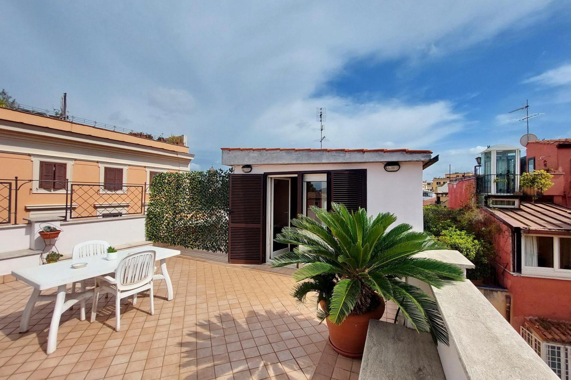 Magic Trastevere On Roof Terrace Homestay