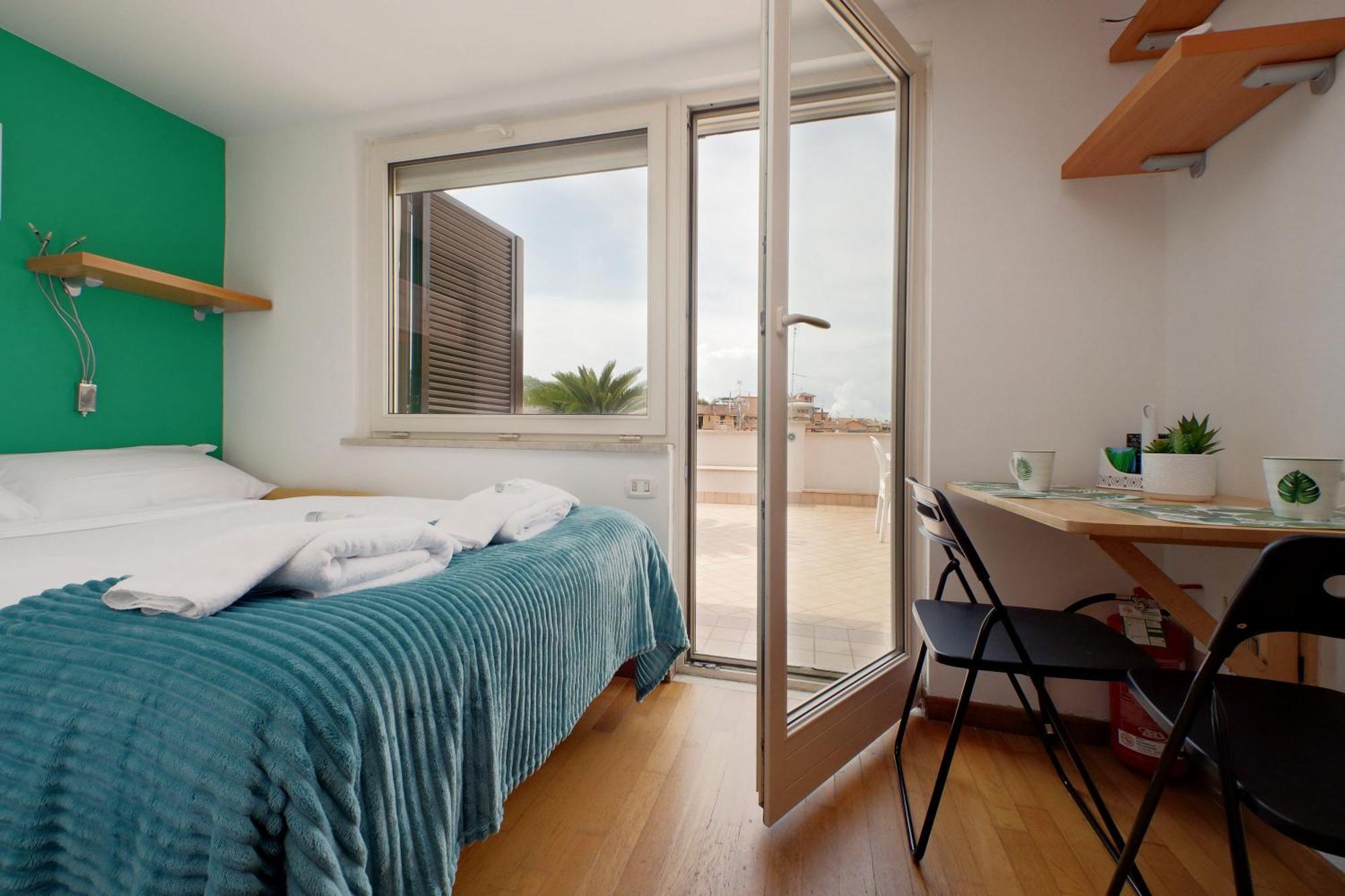 Magic Trastevere On Roof Terrace Homestay Rome